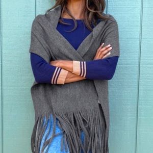 🆕Lucky Brand OVERSIZED Solid Brushed Fringed Scarf in Dark Gray